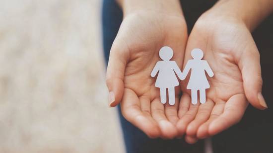 避孕套對女性有傷害嗎,避孕套對女性的健康風(fēng)險解析